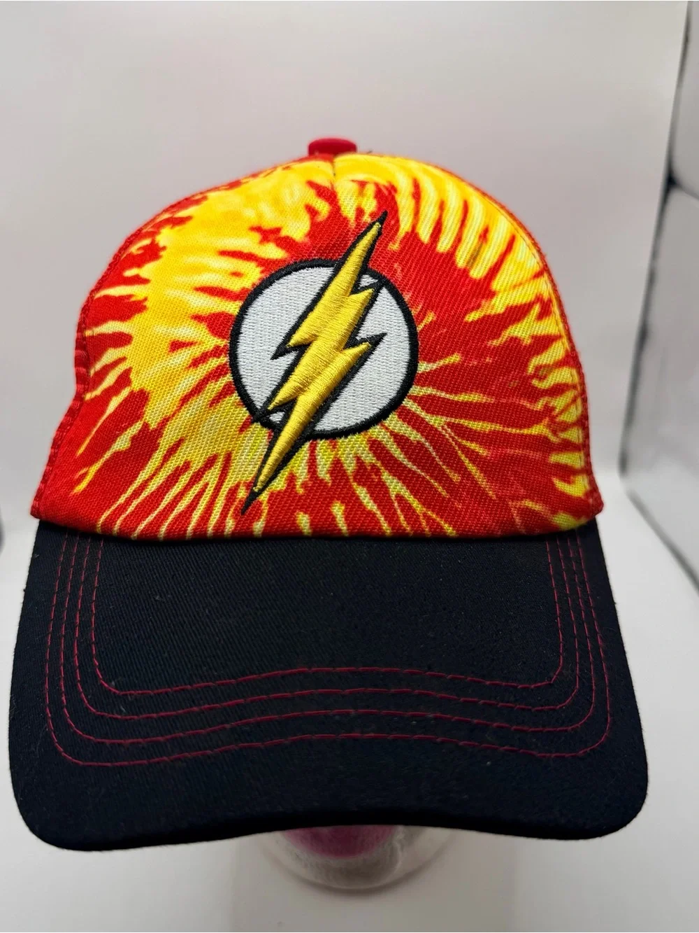 DC Comics Flash Logo Mesh Trucker Hat SnapBack Cap Six Flags Grand Prairie TX